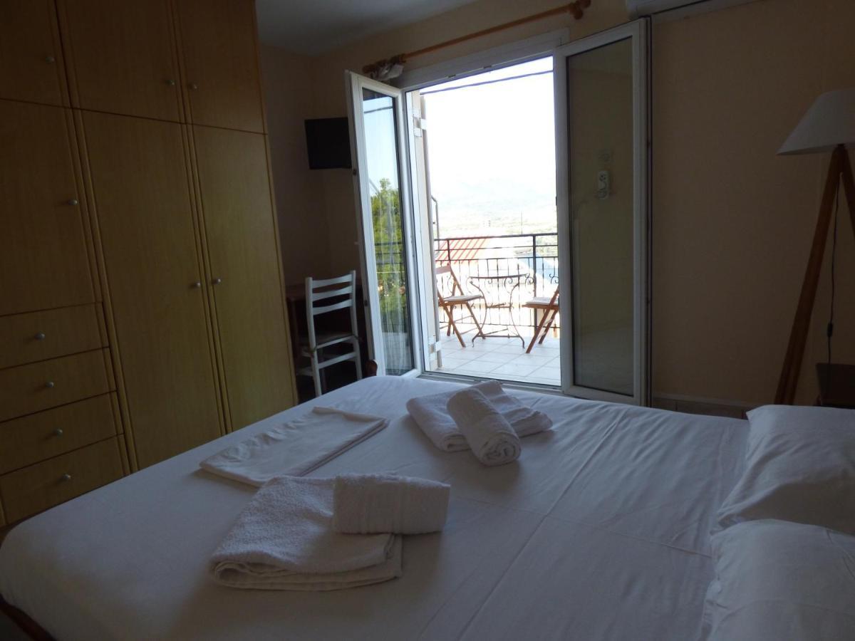 Anna Apartments Argostoli  Exteriör bild